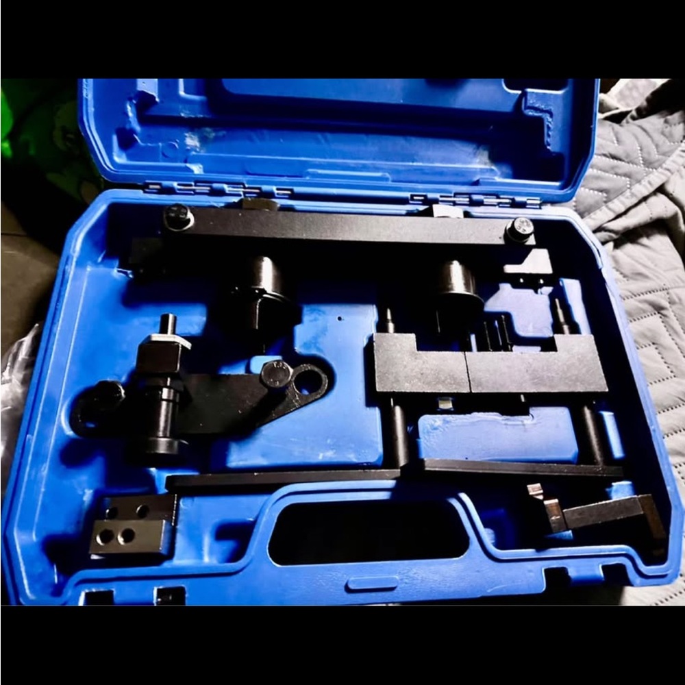 Camshaft timing tool kit